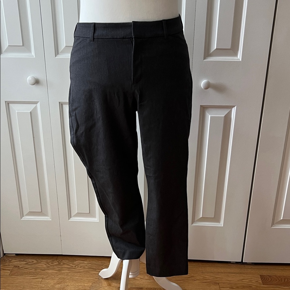 Old Navy Charcoal High Rise Pixie Pants